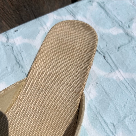 Lands End Sz 10M Patent Ivory Slip-On Slide Massage Sole Burlap Footbed Sandal - Picture 4 of 4